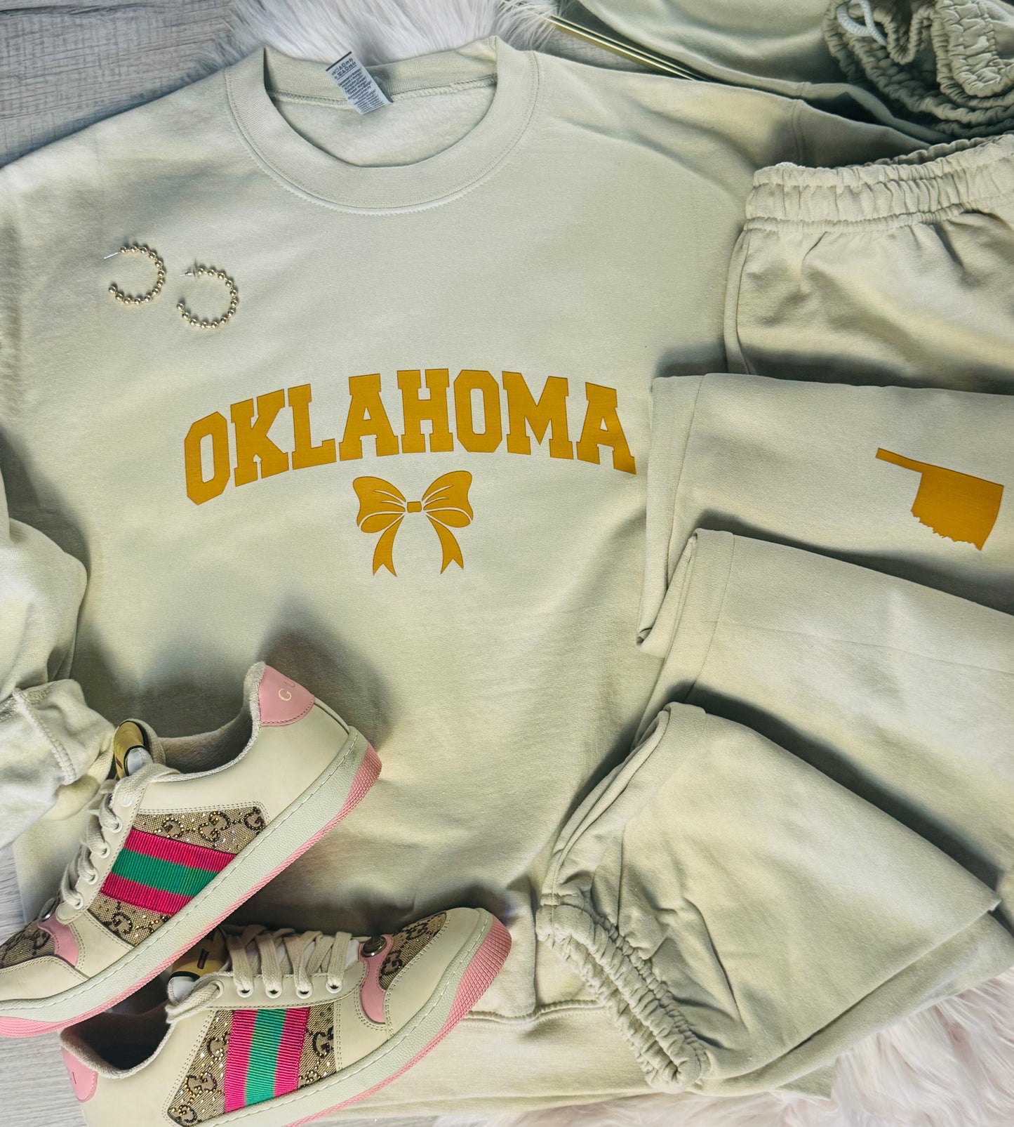 State Sweatshirt & State Sweatpants Set