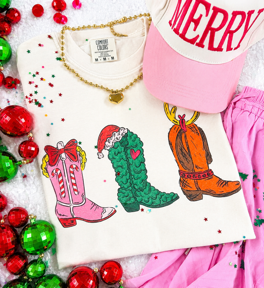 Grinch Boots Tee/Long Sleeve