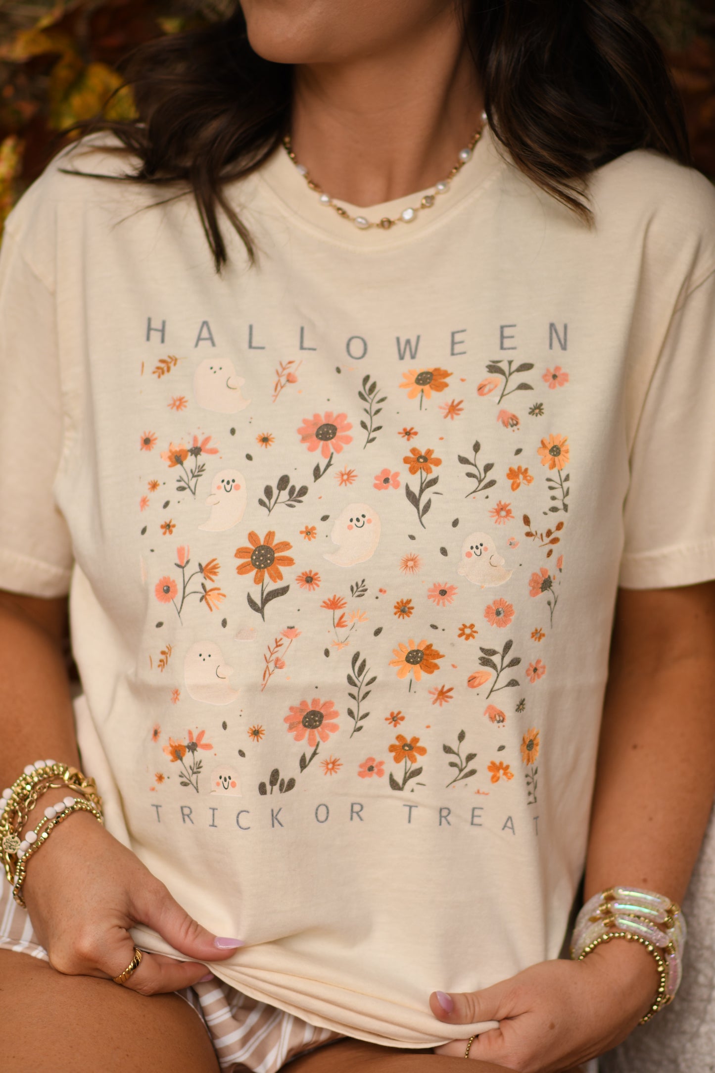 HALLOWEEN TRICK OR TREAT GHOST FLORALS TEE